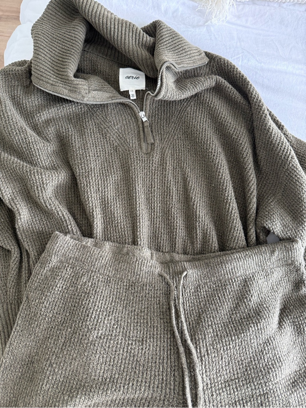 aerie Olive Knit Wide-Leg Lounge Pants - Picture 4 of 4